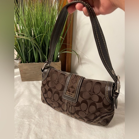 Coach Chocolate brown Signature Shoulder Bag - Picture 2 of 11